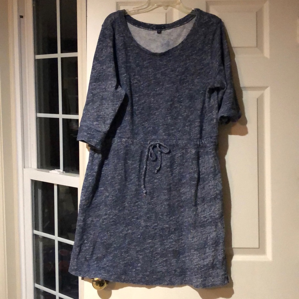 Sweatshirt dress
